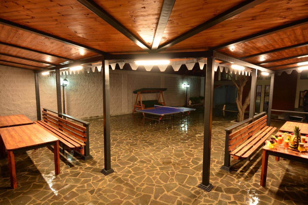 Granada Hotel And Restaurant Tbilissi Extérieur photo